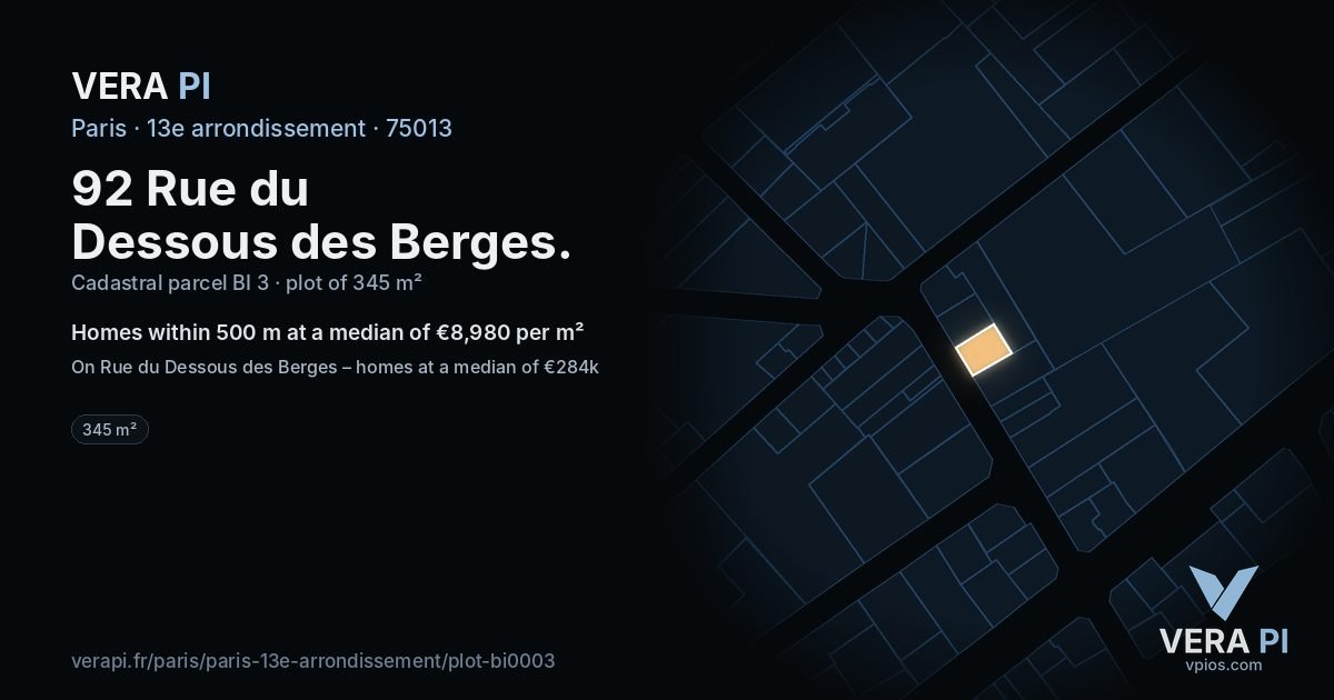 92 Rue du Dessous des Berges, 13e arrondissement at night – the plot lit, the parcels around coloured by the prices near them