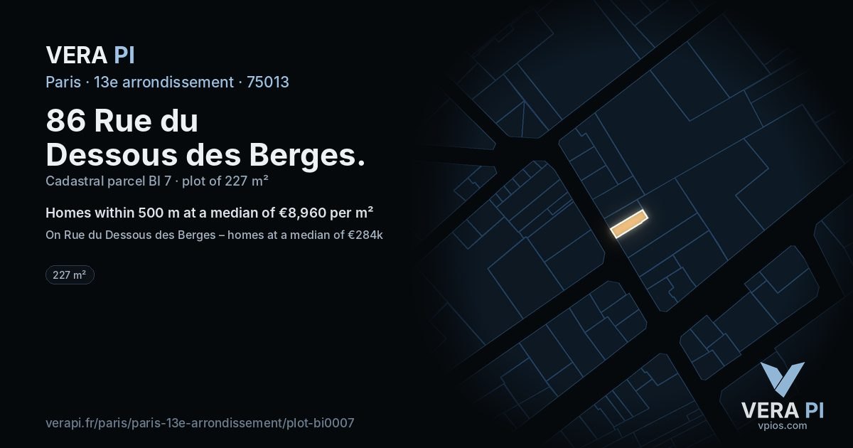 86 Rue du Dessous des Berges, 13e arrondissement at night – the plot lit, the parcels around coloured by the prices near them