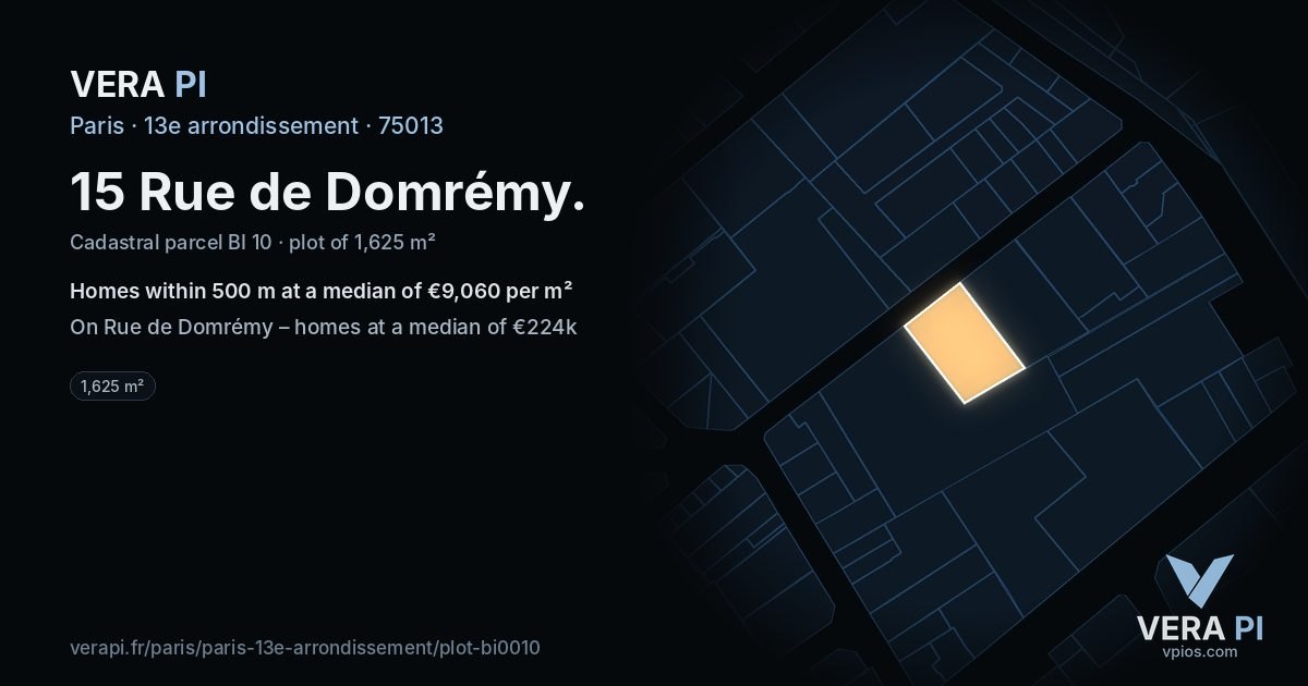15 Rue de Domrémy, 13e arrondissement at night – the plot lit, the parcels around coloured by the prices near them