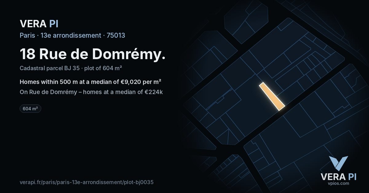 18 Rue de Domrémy, 13e arrondissement at night – the plot lit, the parcels around coloured by the prices near them