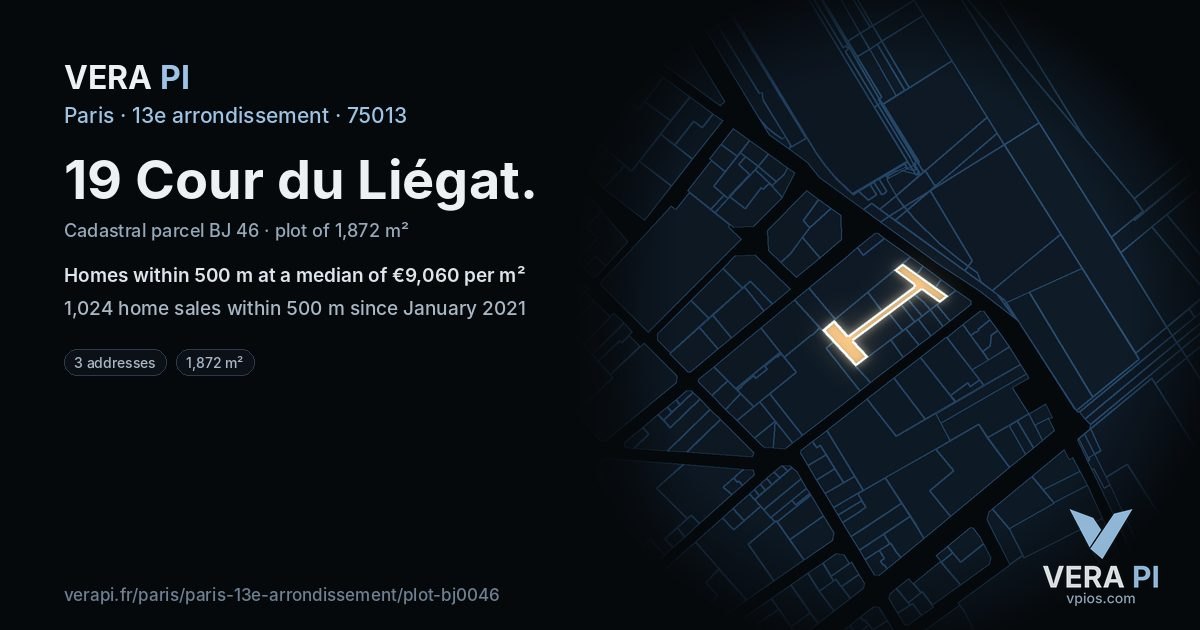 19 Cour du Liégat, 13e arrondissement at night – the plot lit, the parcels around coloured by the prices near them