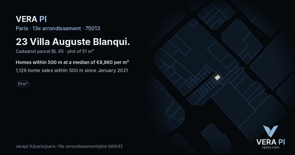 23 Villa Auguste Blanqui, 13e arrondissement at night – the plot lit, the parcels around coloured by the prices near them
