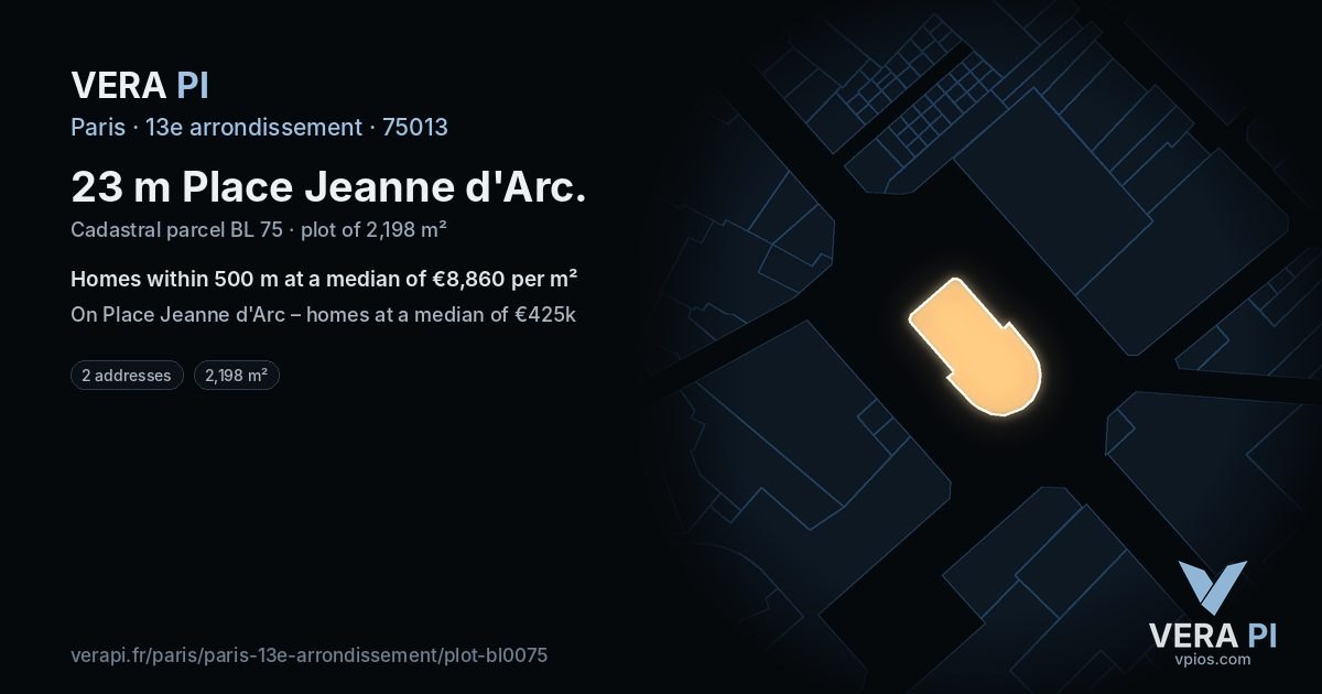 23 m Place Jeanne d'Arc, 13e arrondissement at night – the plot lit, the parcels around coloured by the prices near them