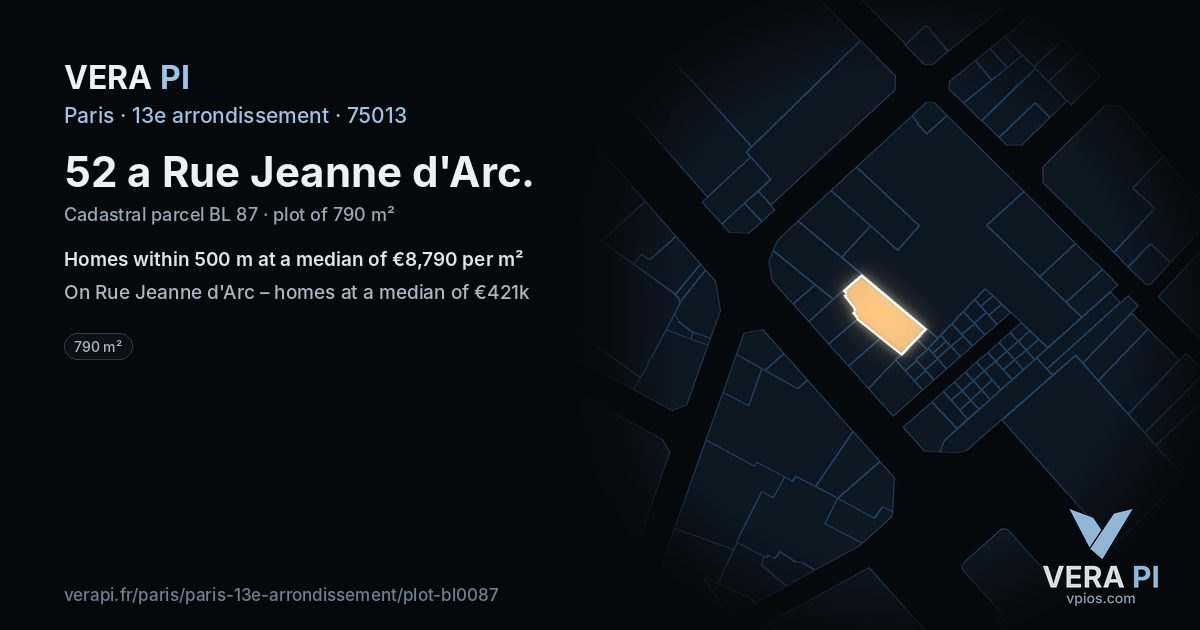 52 a Rue Jeanne d'Arc, 13e arrondissement at night – the plot lit, the parcels around coloured by the prices near them