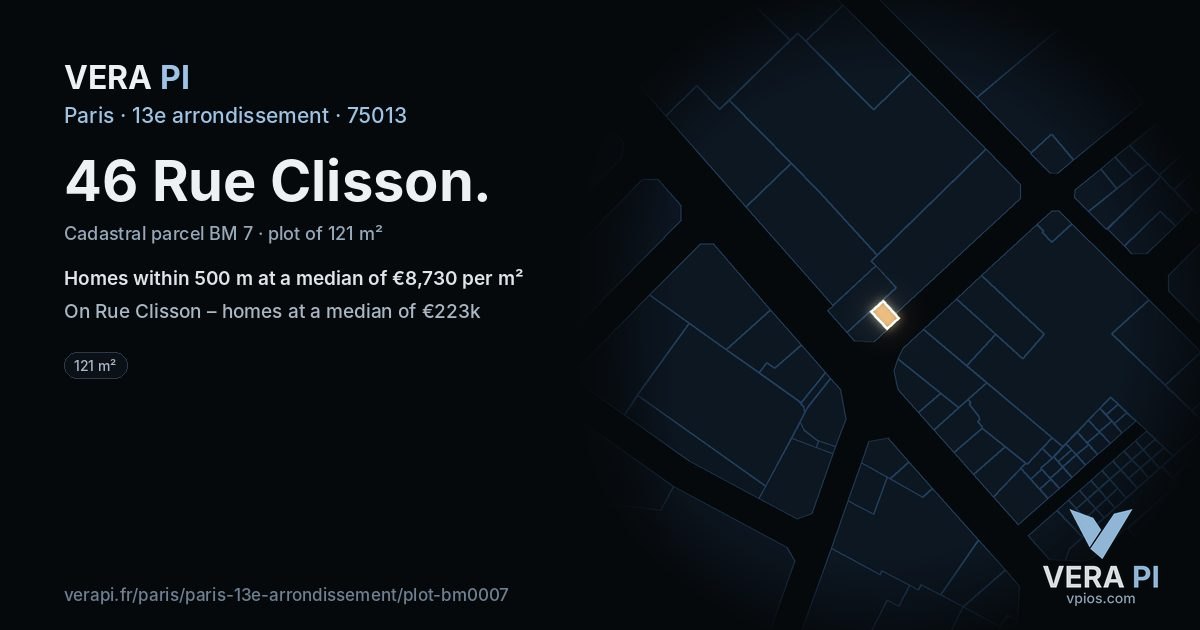 46 Rue Clisson, 13e arrondissement at night – the plot lit, the parcels around coloured by the prices near them