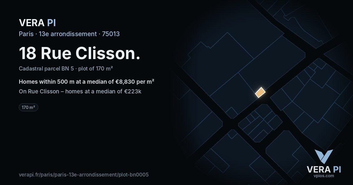 18 Rue Clisson, 13e arrondissement at night – the plot lit, the parcels around coloured by the prices near them