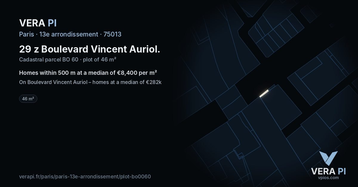 29 z Boulevard Vincent Auriol, 13e arrondissement at night – the plot lit, the parcels around coloured by the prices near them