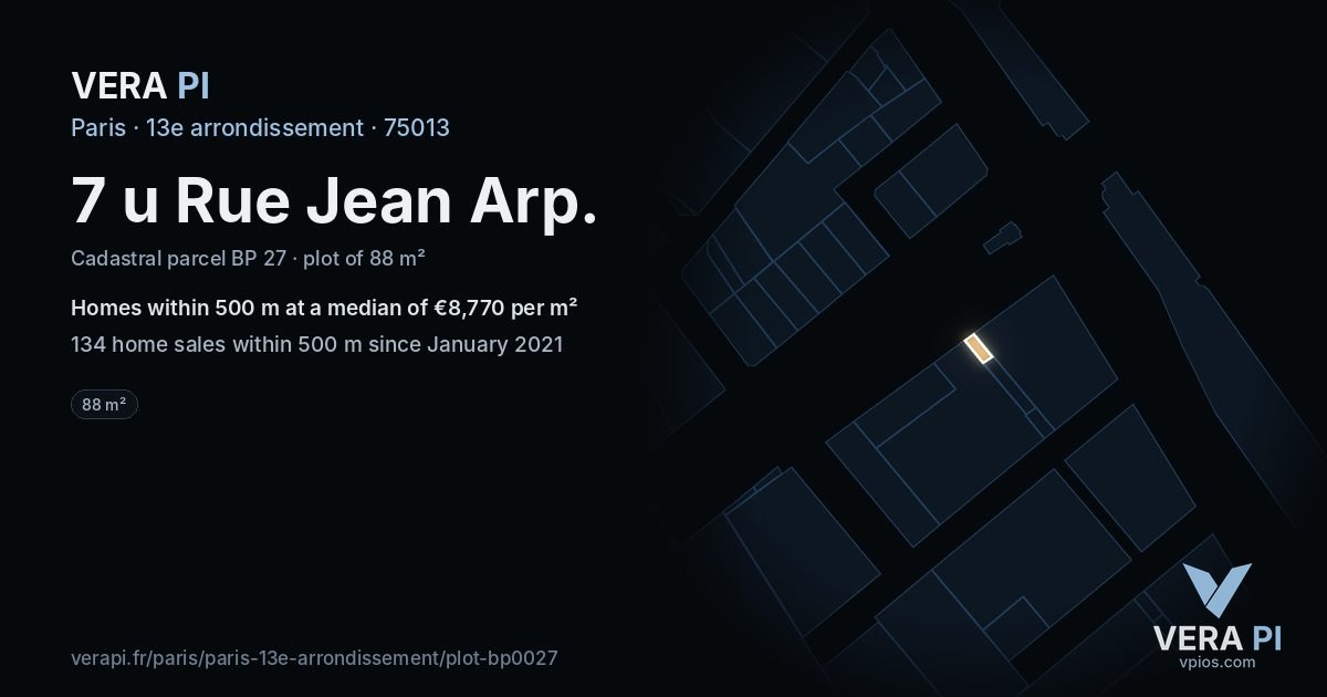 7 u Rue Jean Arp, 13e arrondissement at night – the plot lit, the parcels around coloured by the prices near them