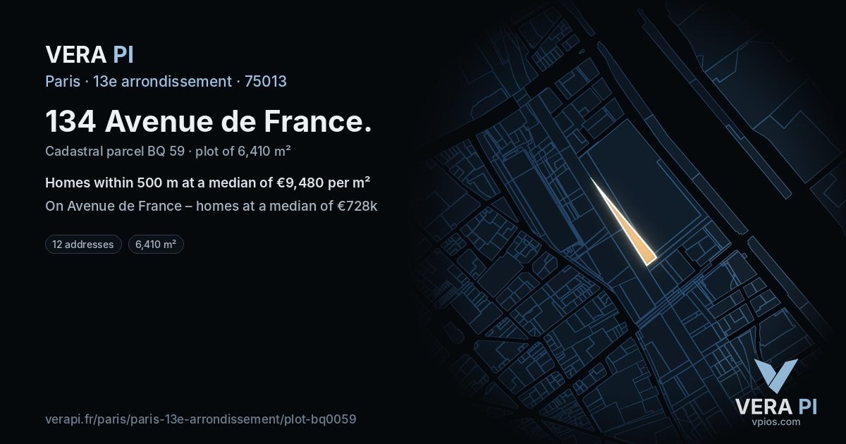 134 Avenue de France, 13e arrondissement at night – the plot lit, the parcels around coloured by the prices near them