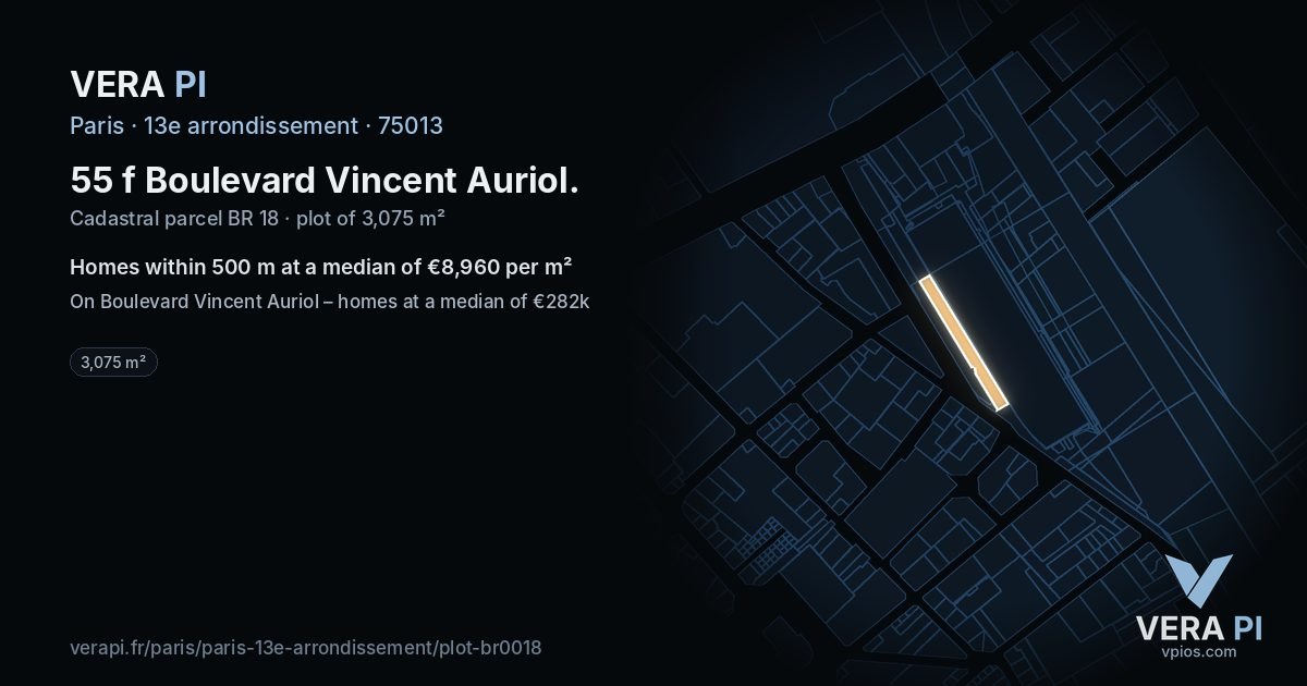 55 f Boulevard Vincent Auriol, 13e arrondissement at night – the plot lit, the parcels around coloured by the prices near them