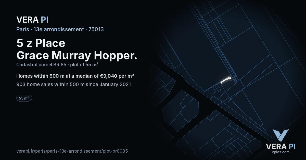 5 z Place Grace Murray Hopper, 13e arrondissement at night – the plot lit, the parcels around coloured by the prices near them