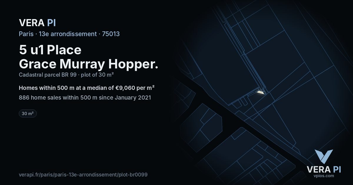 5 u1 Place Grace Murray Hopper, 13e arrondissement at night – the plot lit, the parcels around coloured by the prices near them