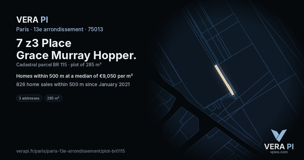 7 z3 Place Grace Murray Hopper, 13e arrondissement at night – the plot lit, the parcels around coloured by the prices near them