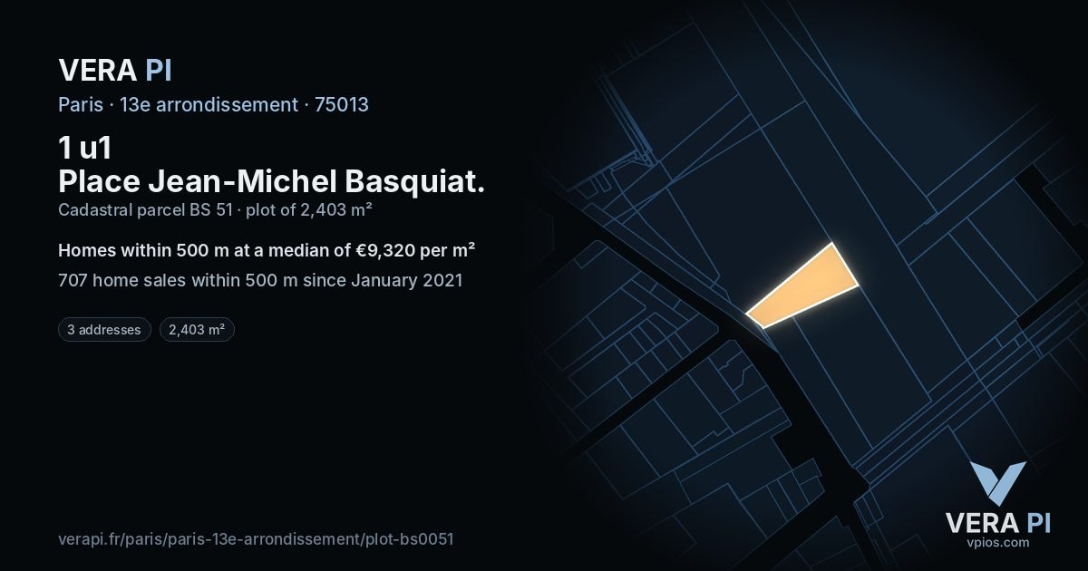 1 u1 Place Jean-Michel Basquiat, 13e arrondissement at night – the plot lit, the parcels around coloured by the prices near them