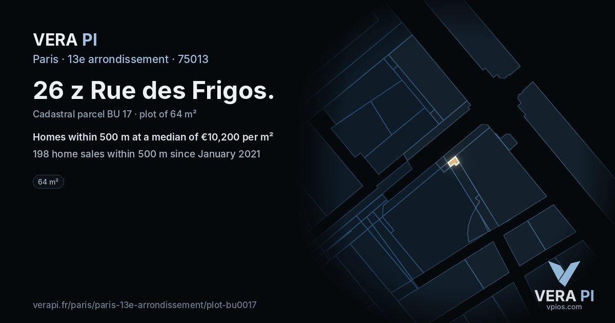 26 z Rue des Frigos, 13e arrondissement at night – the plot lit, the parcels around coloured by the prices near them