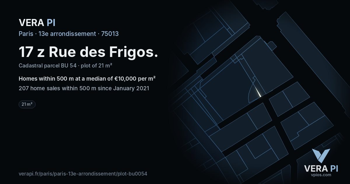 17 z Rue des Frigos, 13e arrondissement at night – the plot lit, the parcels around coloured by the prices near them