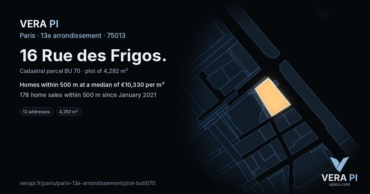 16 Rue des Frigos, 13e arrondissement at night – the plot lit, the parcels around coloured by the prices near them