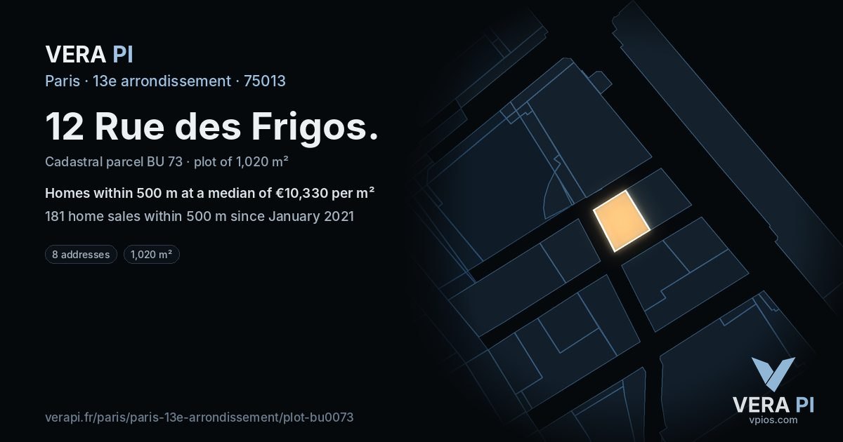 12 Rue des Frigos, 13e arrondissement at night – the plot lit, the parcels around coloured by the prices near them