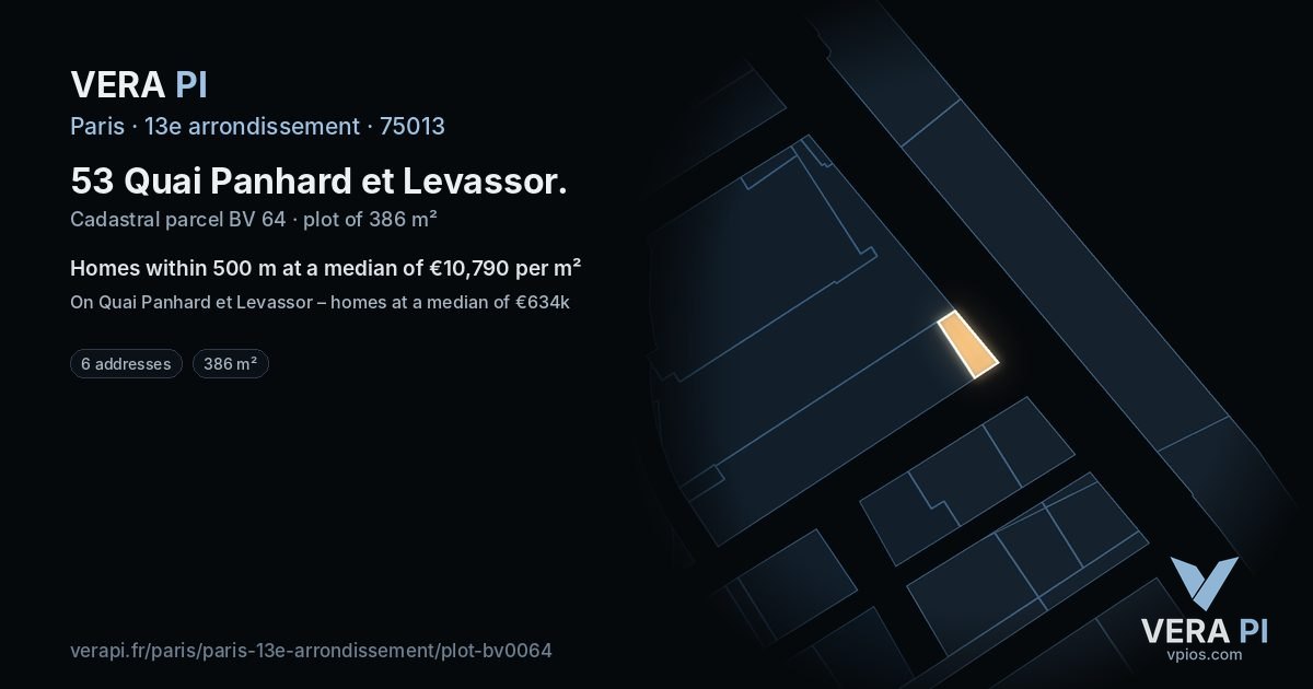 53 Quai Panhard et Levassor, 13e arrondissement at night – the plot lit, the parcels around coloured by the prices near them