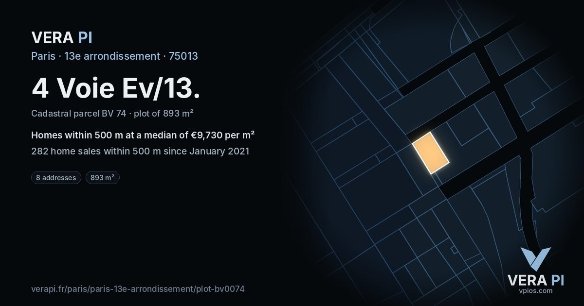 4 Voie Ev/13, 13e arrondissement at night – the plot lit, the parcels around coloured by the prices near them