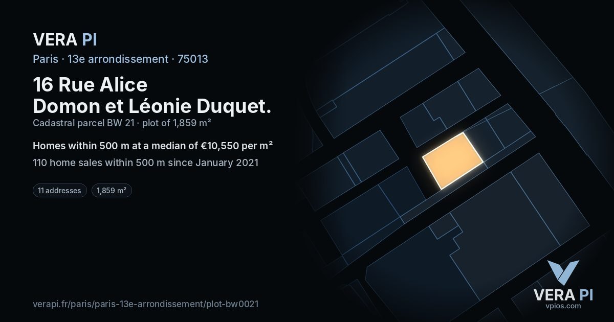 16 Rue Alice Domon et Léonie Duquet, 13e arrondissement at night – the plot lit, the parcels around coloured by the prices near them