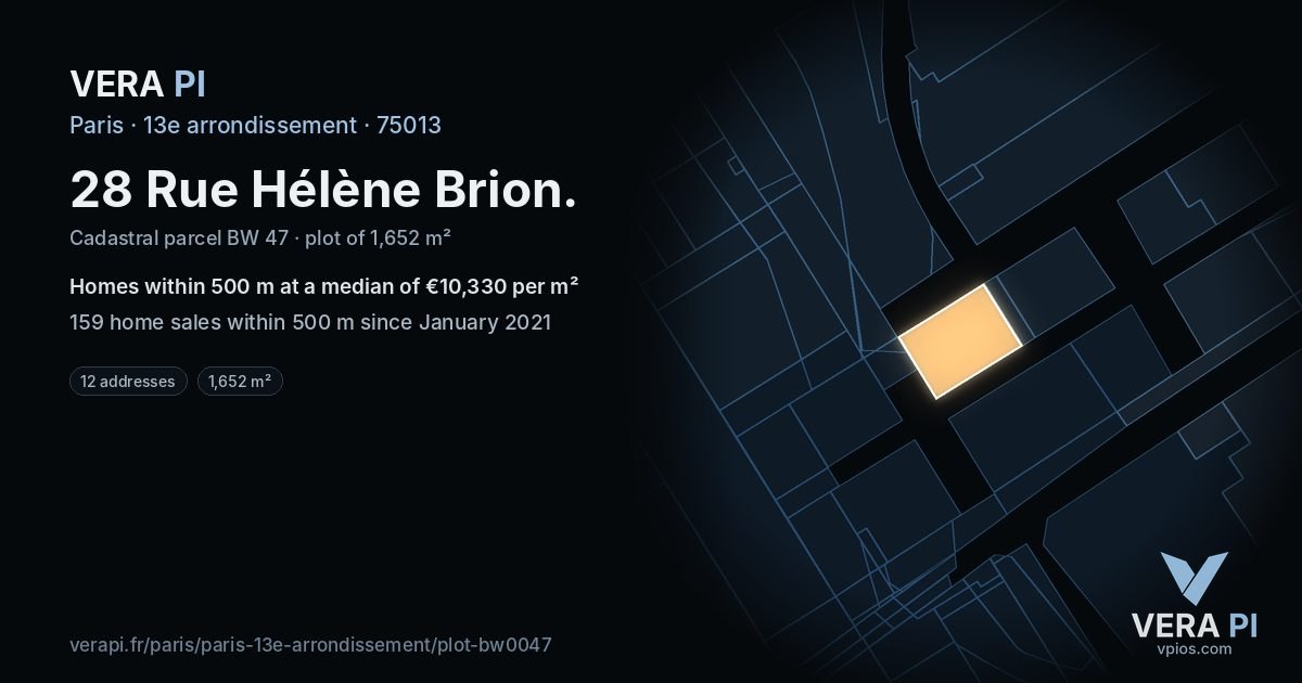 28 Rue Hélène Brion, 13e arrondissement at night – the plot lit, the parcels around coloured by the prices near them