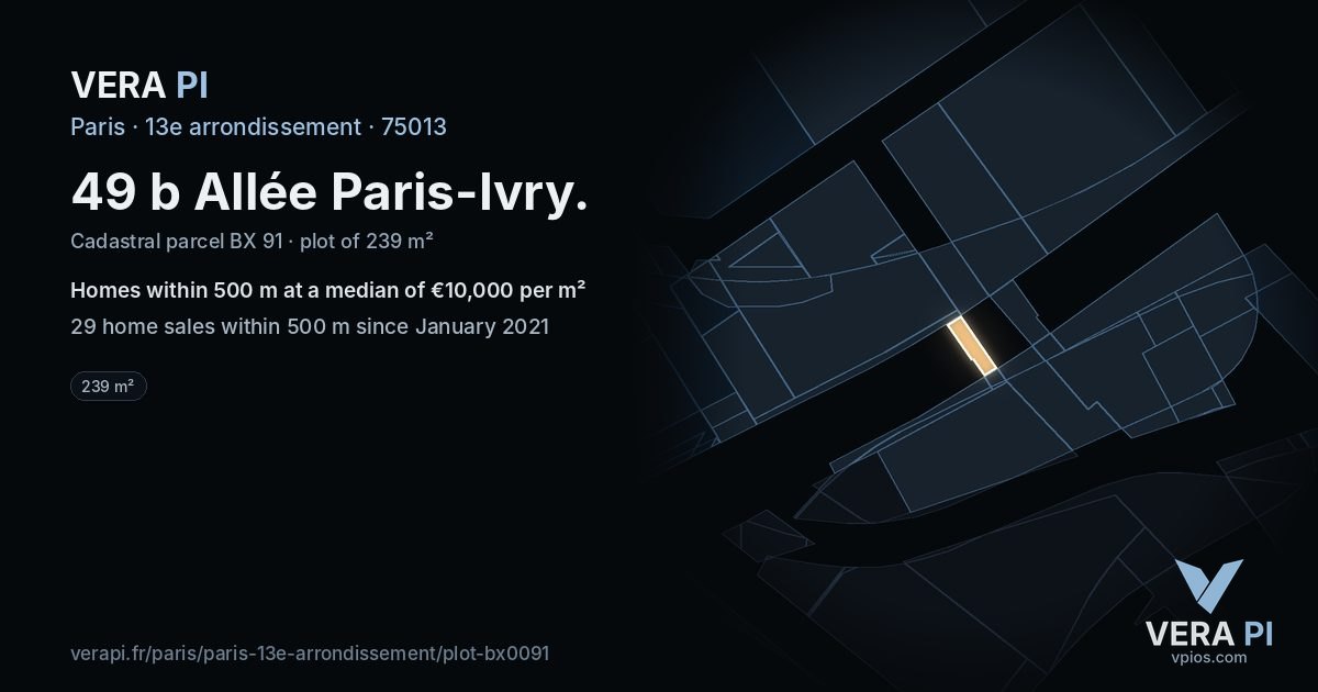 49 b Allée Paris-Ivry, 13e arrondissement at night – the plot lit, the parcels around coloured by the prices near them