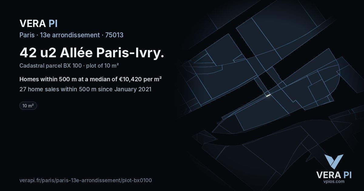 42 u2 Allée Paris-Ivry, 13e arrondissement at night – the plot lit, the parcels around coloured by the prices near them