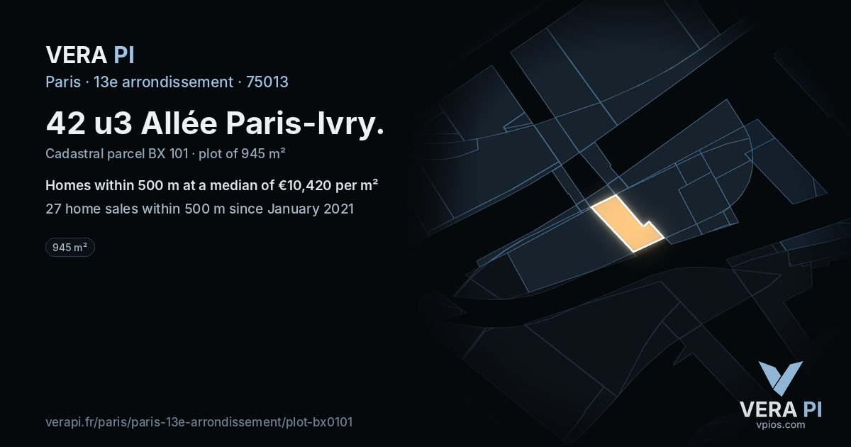 42 u3 Allée Paris-Ivry, 13e arrondissement at night – the plot lit, the parcels around coloured by the prices near them