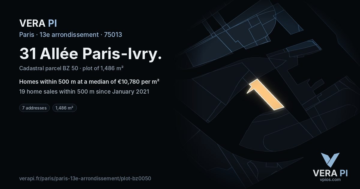 31 Allée Paris-Ivry, 13e arrondissement at night – the plot lit, the parcels around coloured by the prices near them