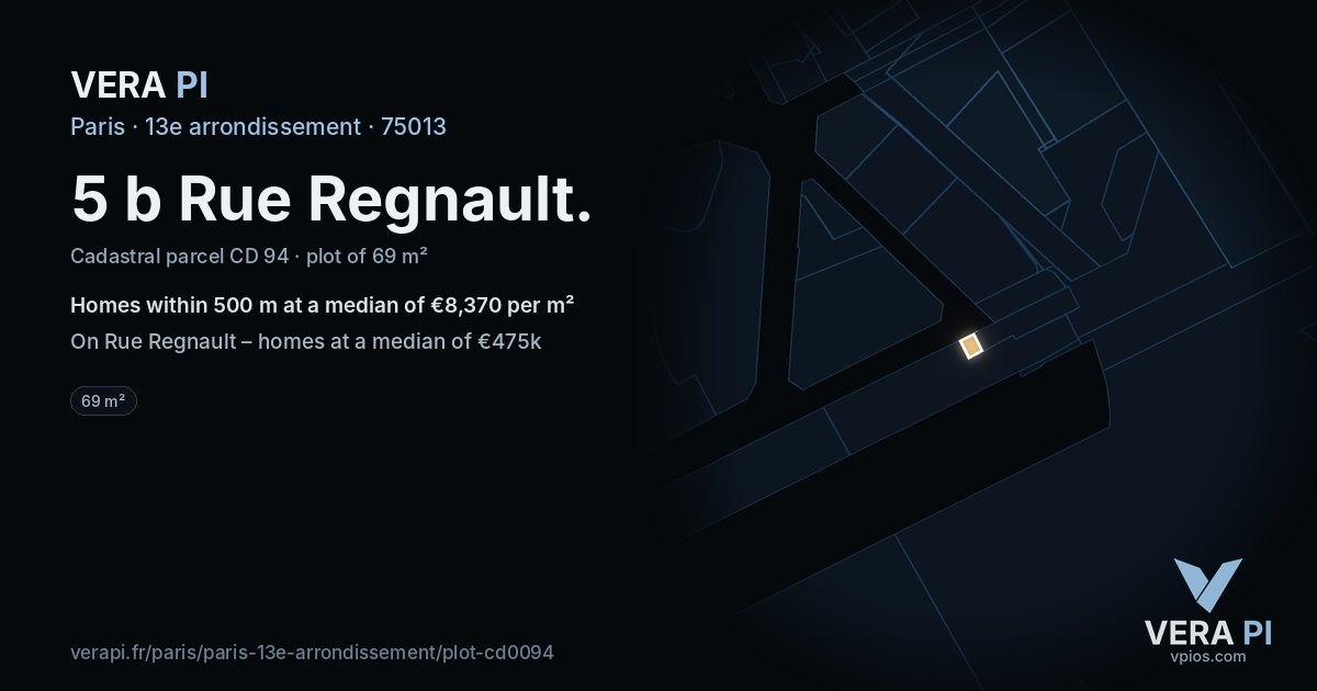 5 b Rue Regnault, 13e arrondissement at night – the plot lit, the parcels around coloured by the prices near them