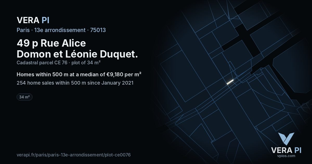49 p Rue Alice Domon et Léonie Duquet, 13e arrondissement at night – the plot lit, the parcels around coloured by the prices near them