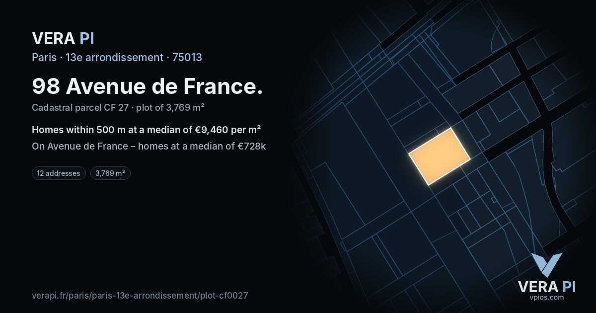 98 Avenue de France, 13e arrondissement at night – the plot lit, the parcels around coloured by the prices near them