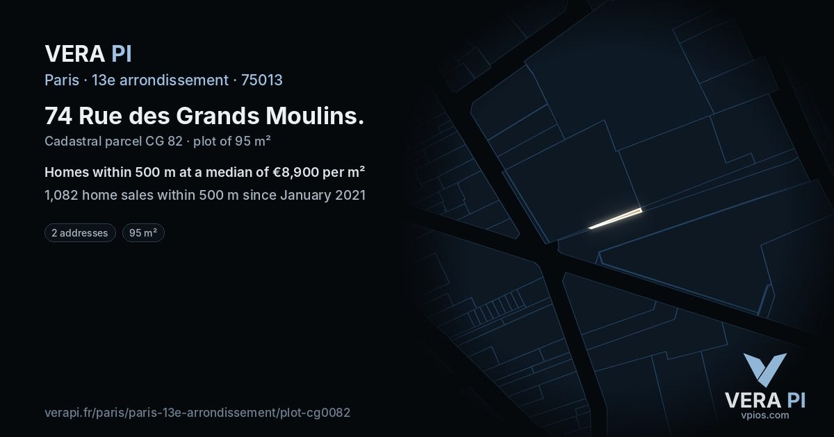 74 Rue des Grands Moulins, 13e arrondissement at night – the plot lit, the parcels around coloured by the prices near them