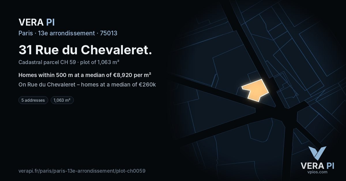 31 Rue du Chevaleret, 13e arrondissement at night – the plot lit, the parcels around coloured by the prices near them
