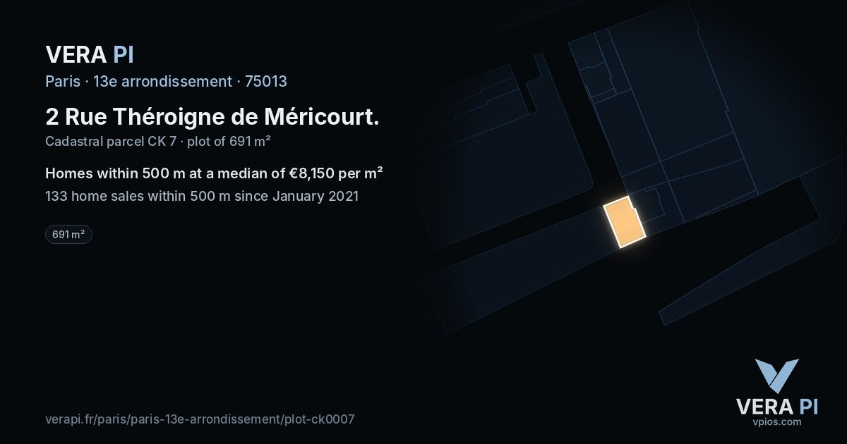 2 Rue Théroigne de Méricourt, 13e arrondissement at night – the plot lit, the parcels around coloured by the prices near them