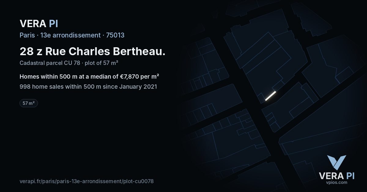 28 z Rue Charles Bertheau, 13e arrondissement at night – the plot lit, the parcels around coloured by the prices near them