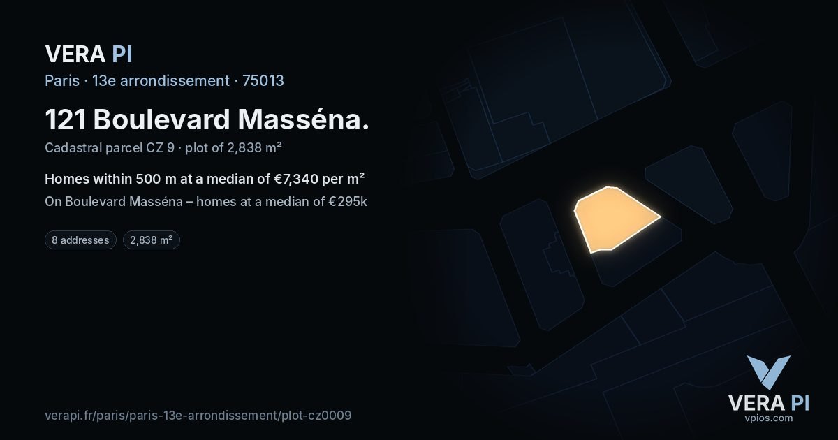 121 Boulevard Masséna, 13e arrondissement at night – the plot lit, the parcels around coloured by the prices near them