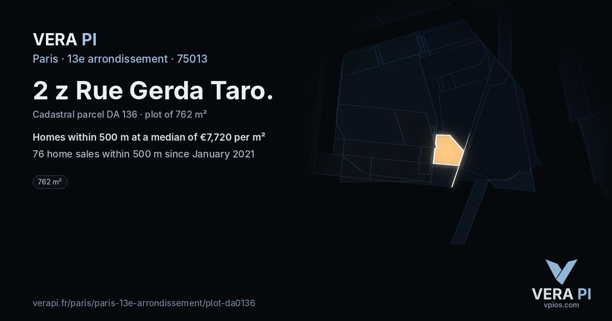2 z Rue Gerda Taro, 13e arrondissement at night – the plot lit, the parcels around coloured by the prices near them