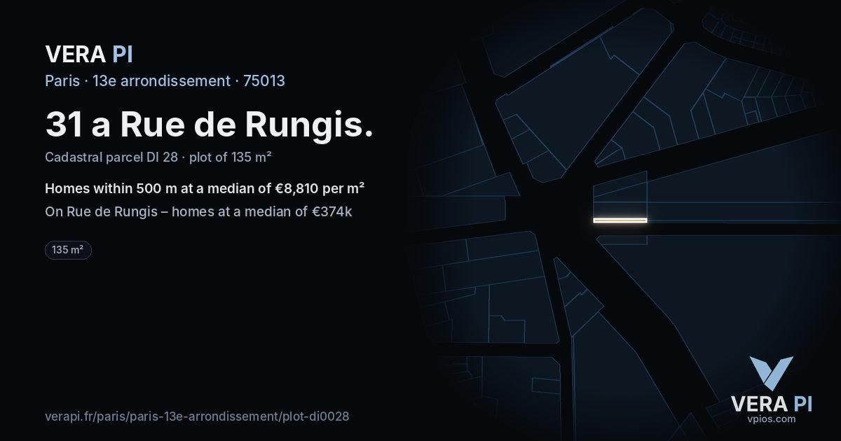 31 a Rue de Rungis, 13e arrondissement at night – the plot lit, the parcels around coloured by the prices near them
