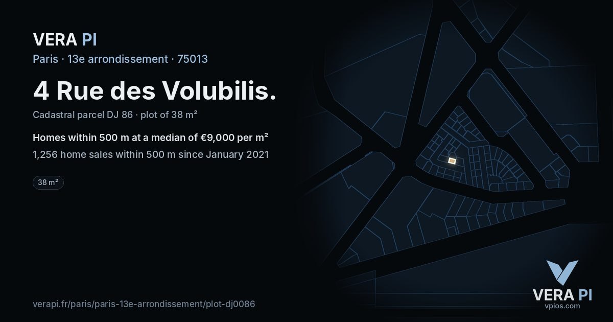 4 Rue des Volubilis, 13e arrondissement at night – the plot lit, the parcels around coloured by the prices near them