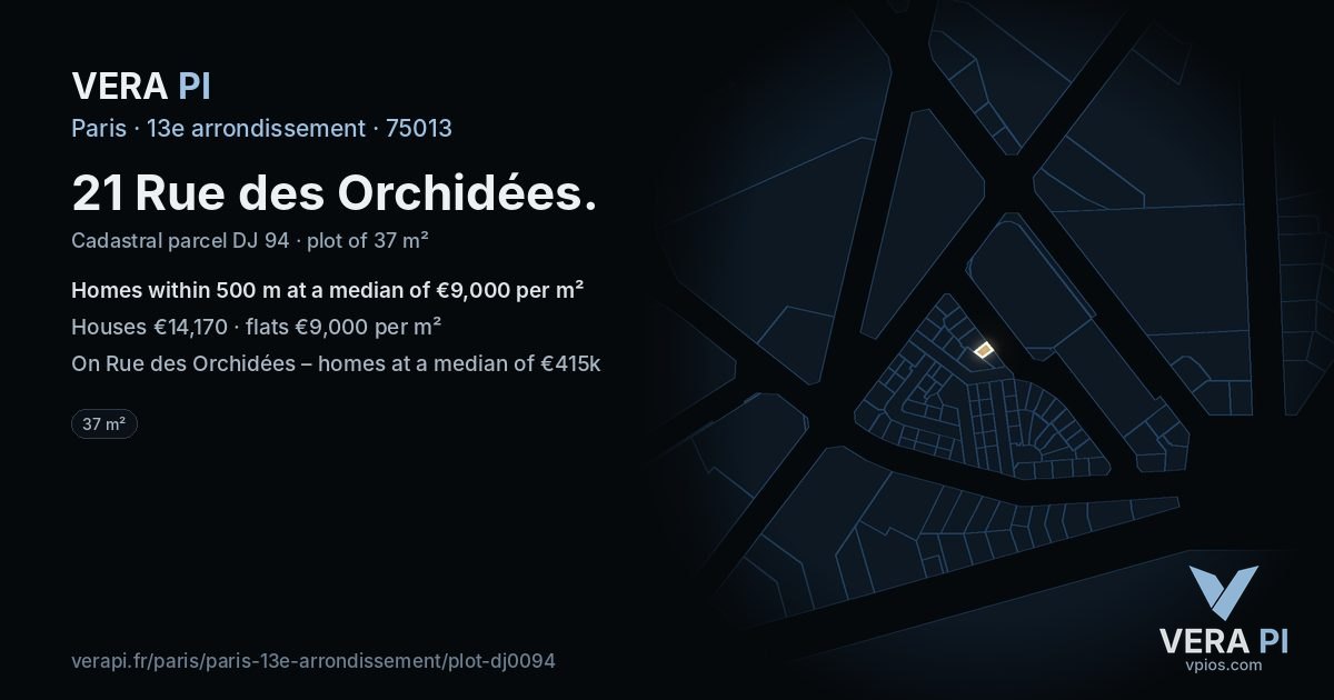 21 Rue des Orchidées, 13e arrondissement at night – the plot lit, the parcels around coloured by the prices near them