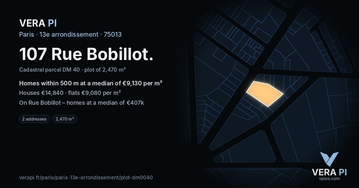 107 Rue Bobillot, 13e arrondissement at night – the plot lit, the parcels around coloured by the prices near them
