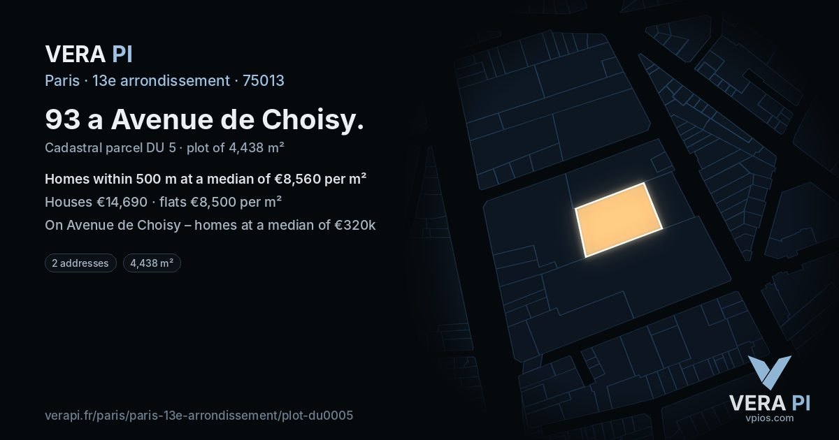 93 a Avenue de Choisy, 13e arrondissement at night – the plot lit, the parcels around coloured by the prices near them