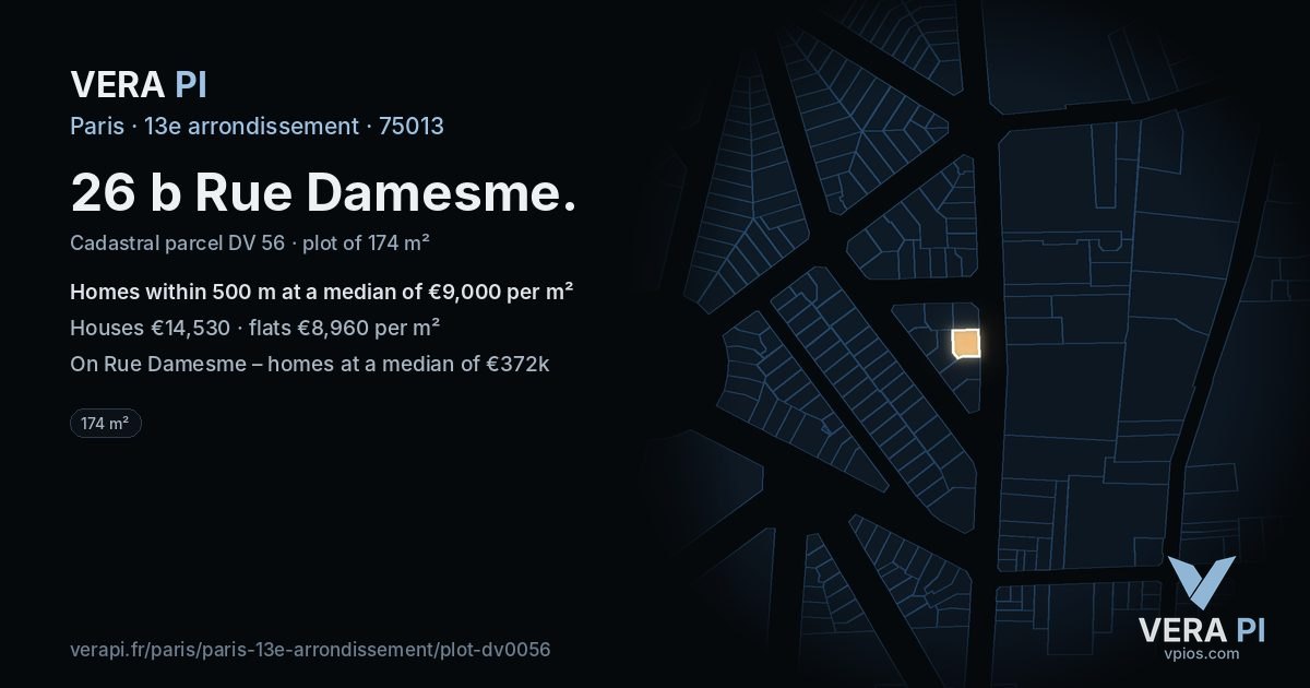 26 b Rue Damesme, 13e arrondissement at night – the plot lit, the parcels around coloured by the prices near them