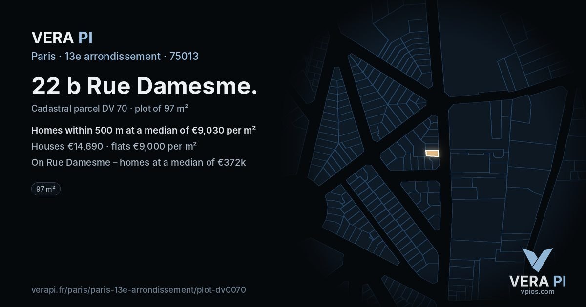 22 b Rue Damesme, 13e arrondissement at night – the plot lit, the parcels around coloured by the prices near them