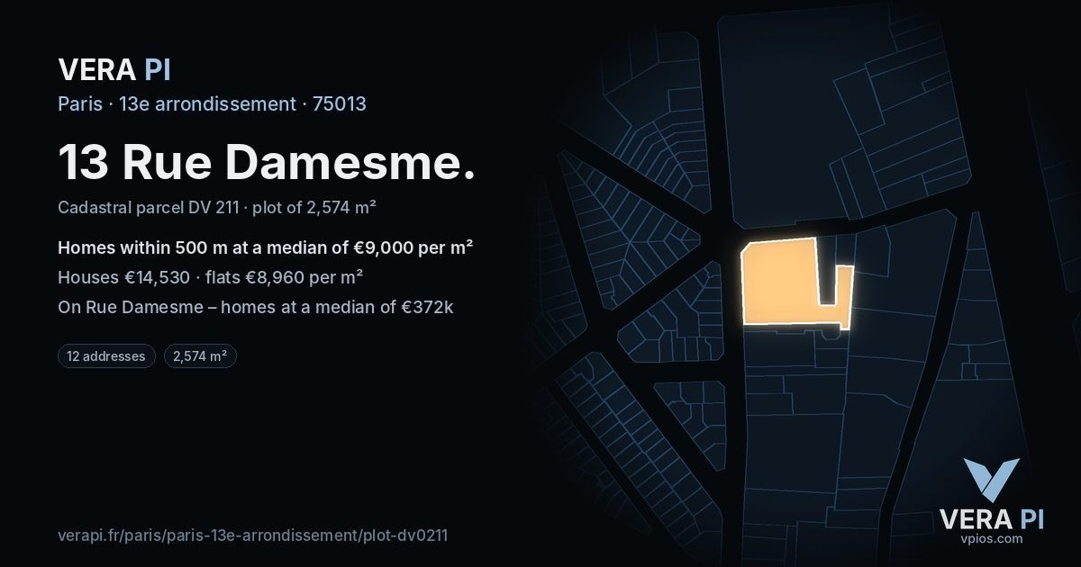 13 Rue Damesme, 13e arrondissement at night – the plot lit, the parcels around coloured by the prices near them