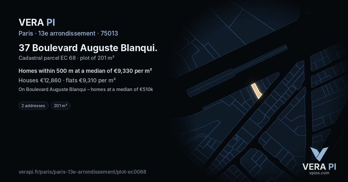 37 Boulevard Auguste Blanqui, 13e arrondissement at night – the plot lit, the parcels around coloured by the prices near them