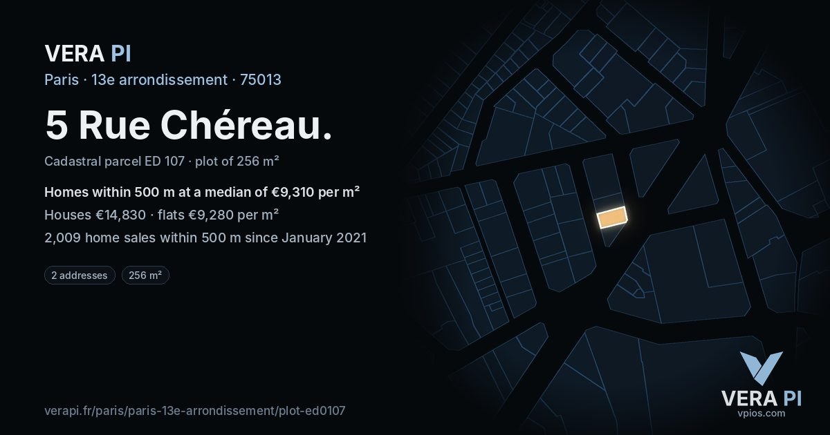 5 Rue Chéreau, 13e arrondissement at night – the plot lit, the parcels around coloured by the prices near them