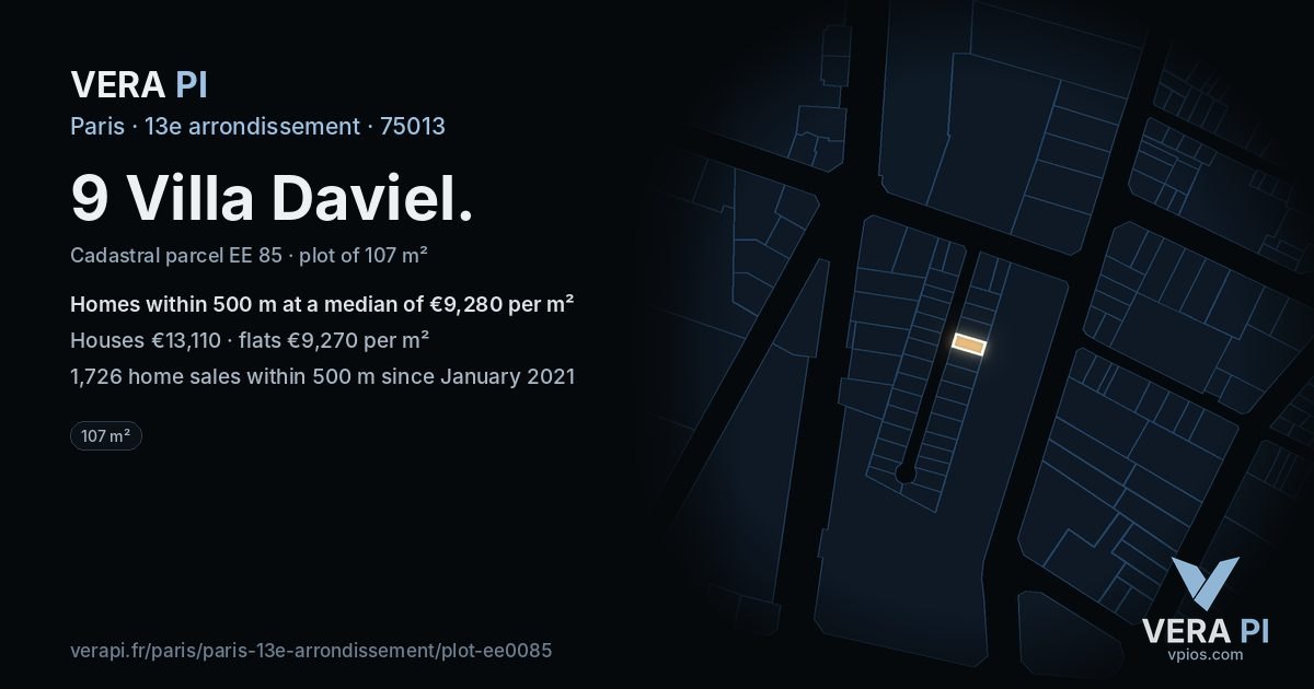 9 Villa Daviel, 13e arrondissement at night – the plot lit, the parcels around coloured by the prices near them